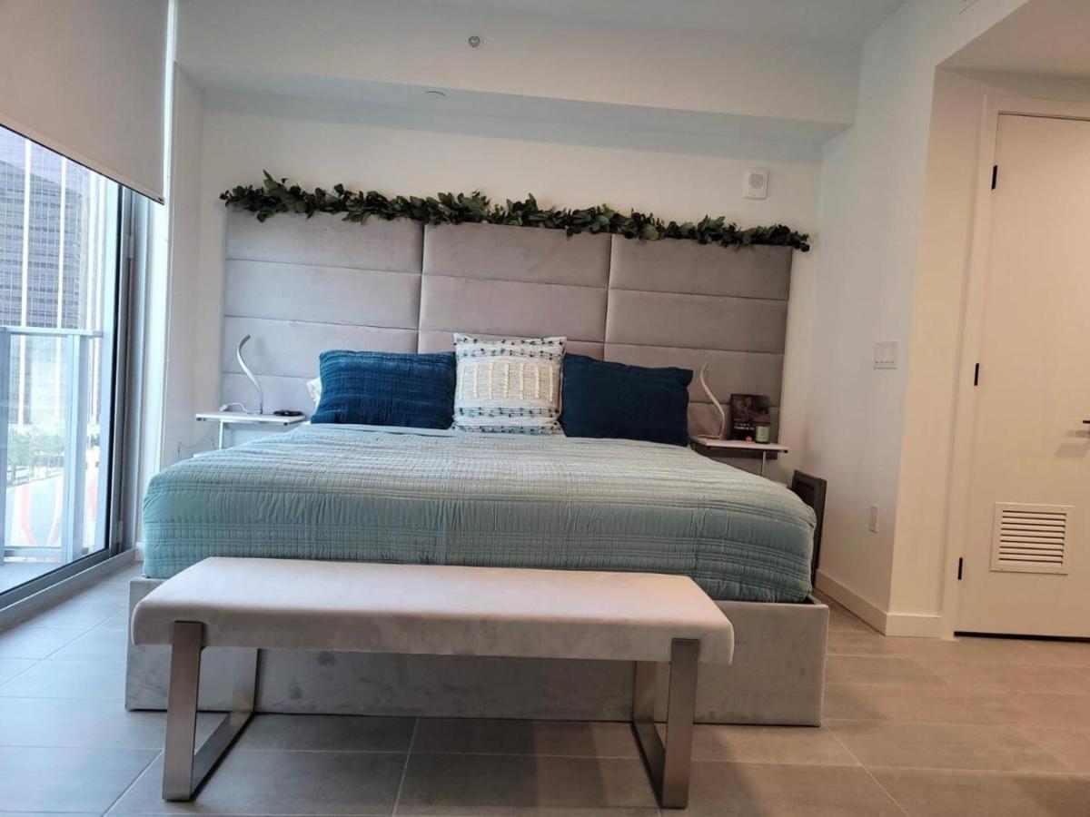 Aparthotel Comfortable With King Bed And Queen Sofa-bed Miami