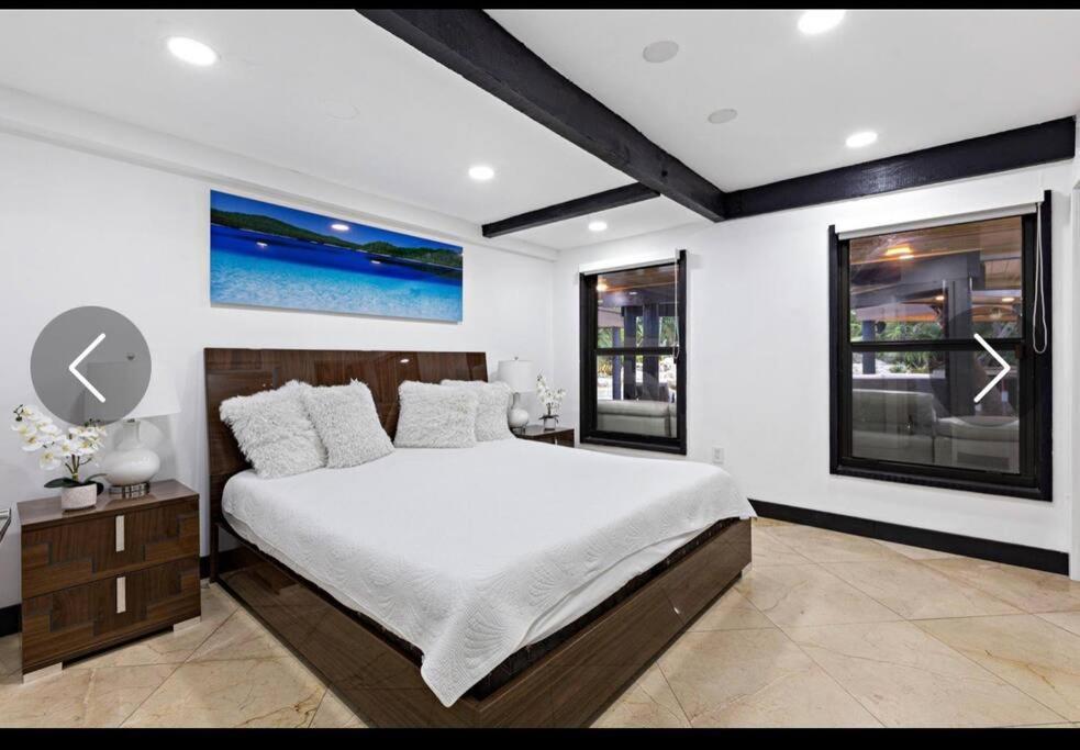 Tropical Oasis Villa