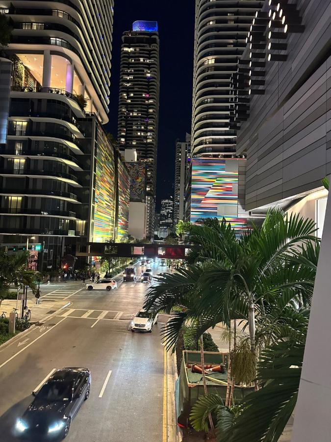Apartment Brickell Unit, Amazing View, Balcony, Pool, 1 Free Parking