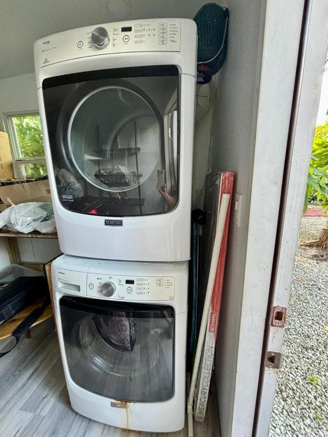 Quiet & Centrally Located House - Private Parking, Laundry And Storage For Luggage * Miami