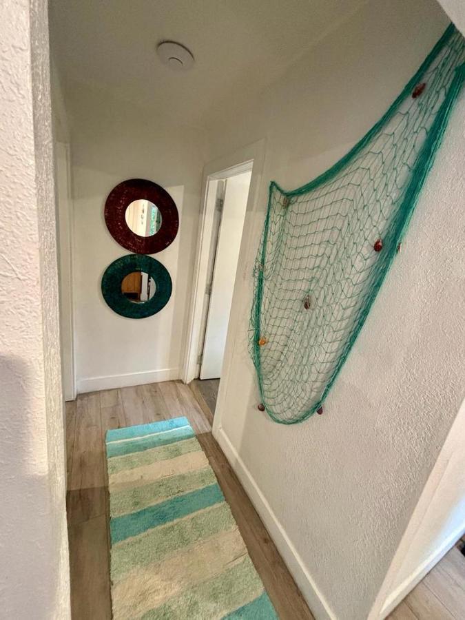 2 Twin Bedroom - Location In - Luggage Storage, Parking And Laundry For Free!!!! Gasthof