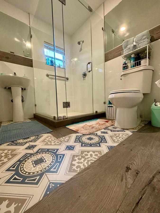 2 Twin Bedroom - Location In - Luggage Storage, Parking And Laundry For Free!!!! Miami