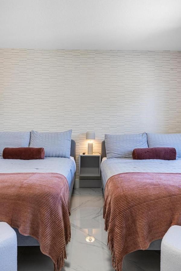 4 Bedroom Retreat Bbq Marketplace Appartement *