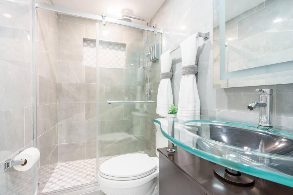 New & Calle Ocho With Arcade! Apartment *