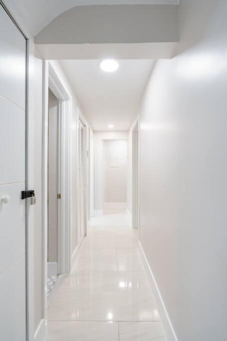 Apartment New & Calle Ocho With Arcade! Miami