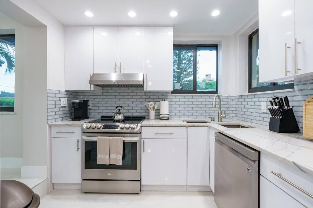 Apartment New & Calle Ocho With Arcade! Miami