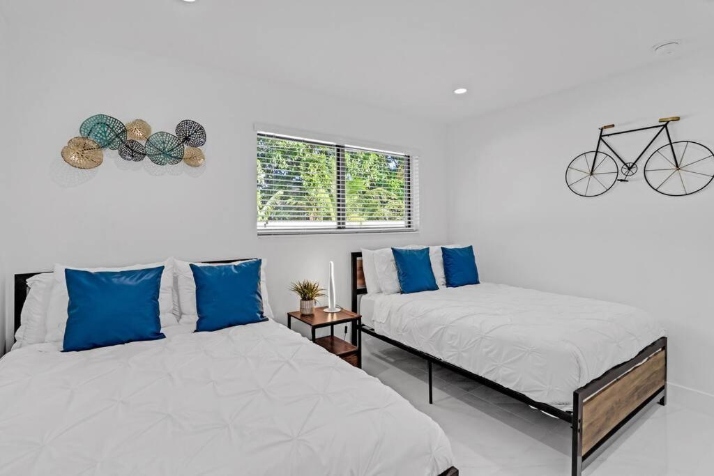 Modern Home, Heated Pool Hot-tub, 12min To Ocean Villa Miami