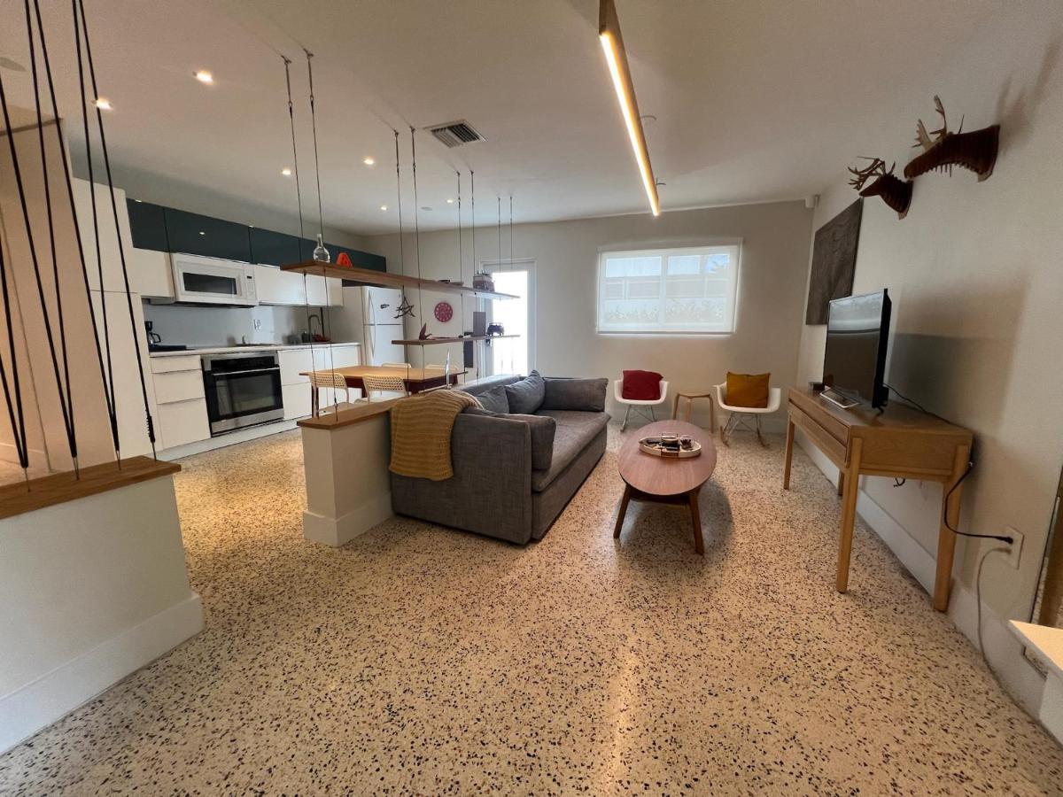 Cozy House Close Brickell Apartment