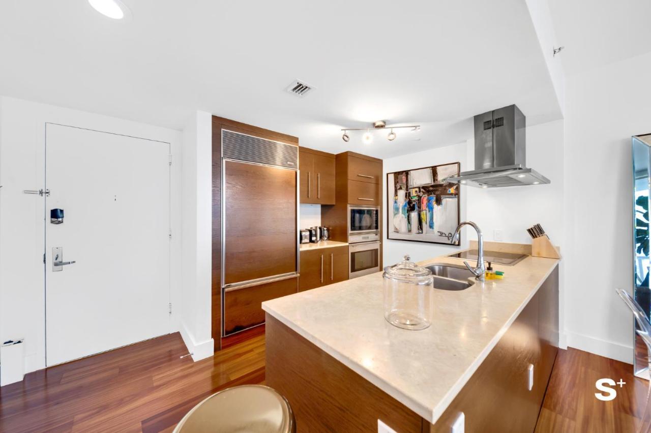 Icon Brickell Waterview One-bedroom Apartment *