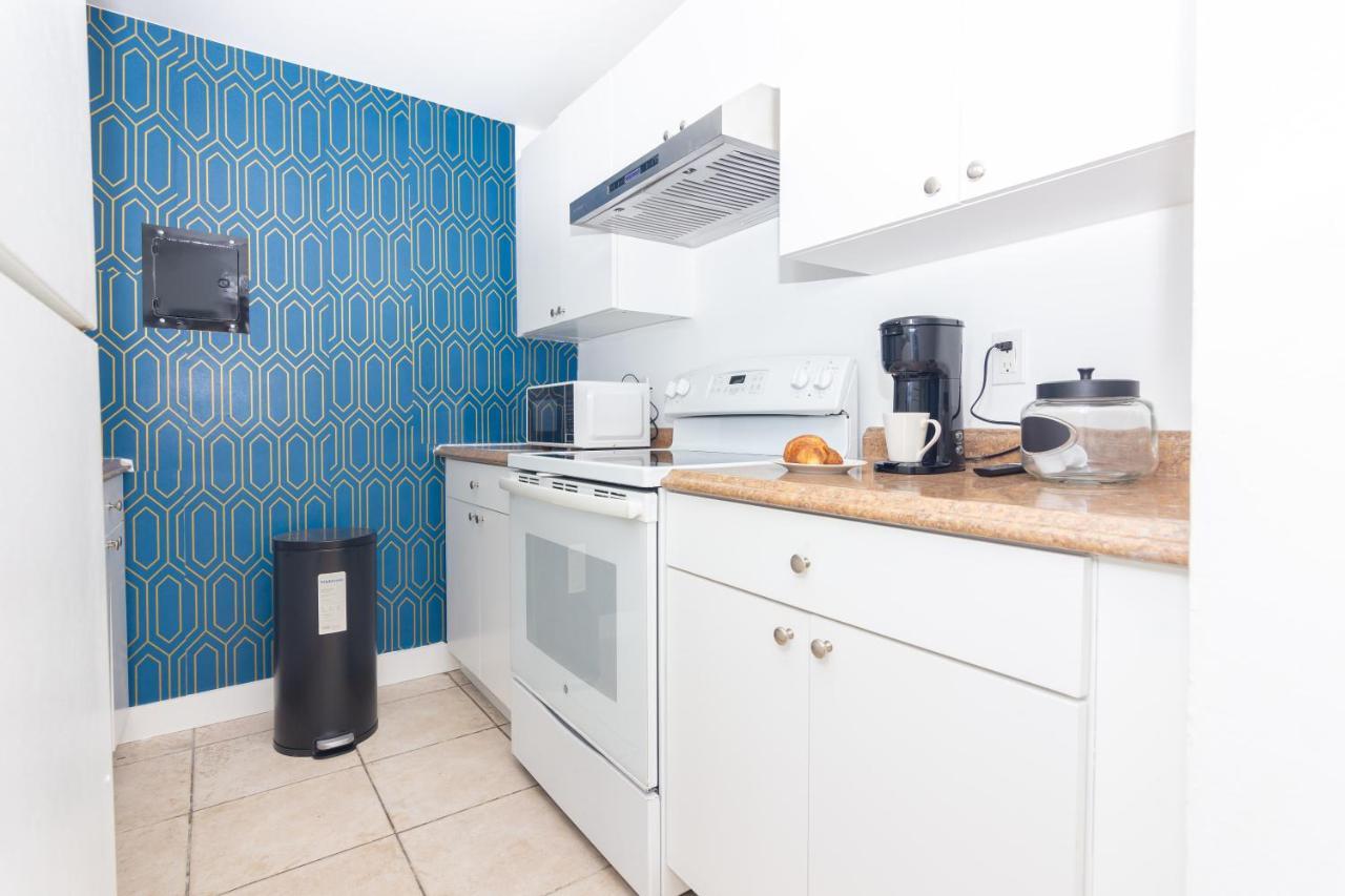 Apartment One Bedroom - With Parking & Balcony - Heart Of Wynwood