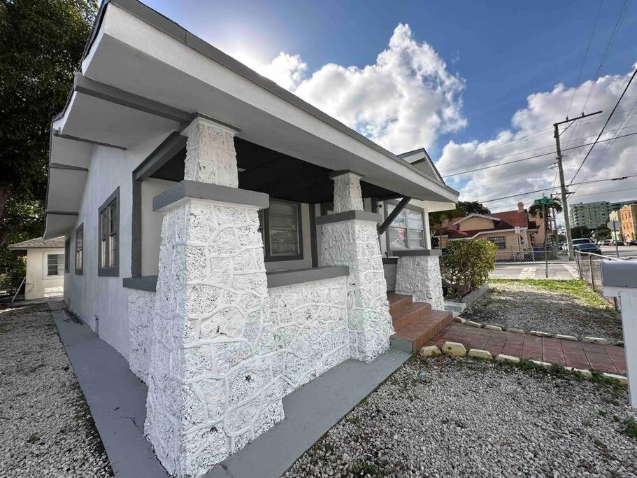 Cozy 4bed In Calle 8 Apartment *