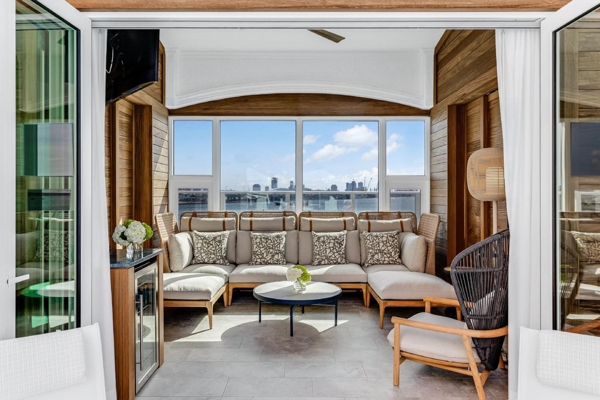 Intercontinental By Ihg Miami