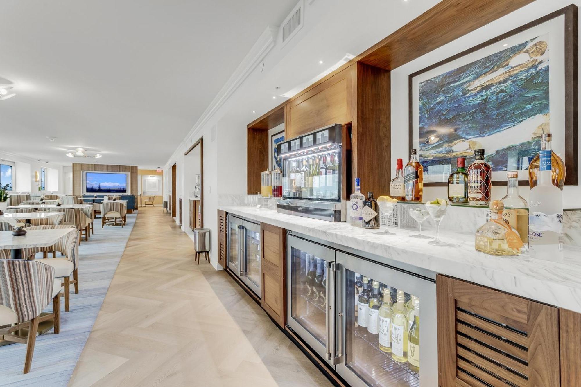 Intercontinental By Ihg Hotel