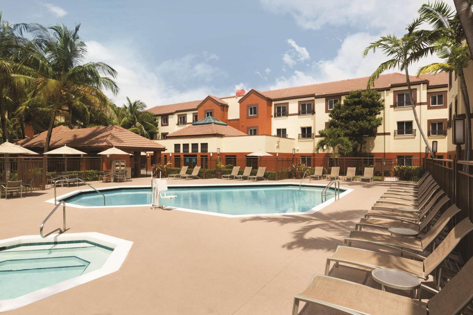 Hyatt House Airport Hotel