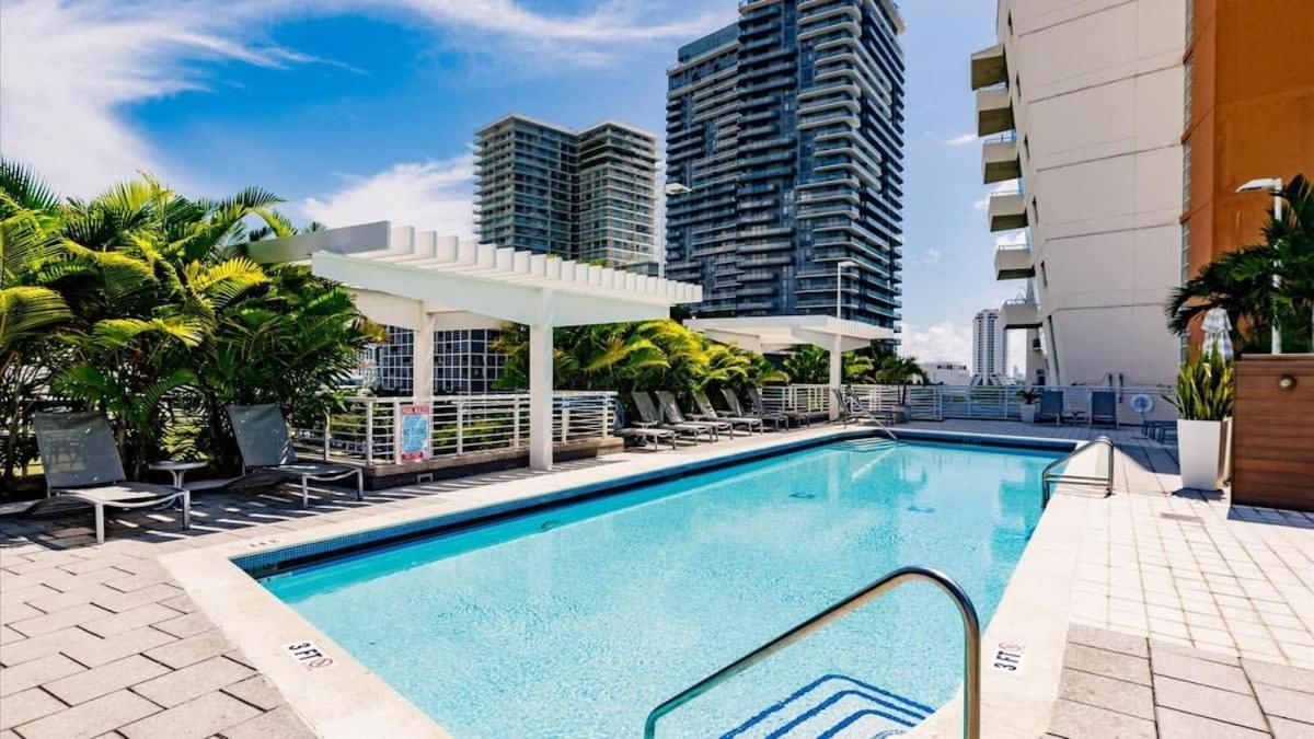 Mia Loft- Industrial Vibes Parking & Amenities Miami