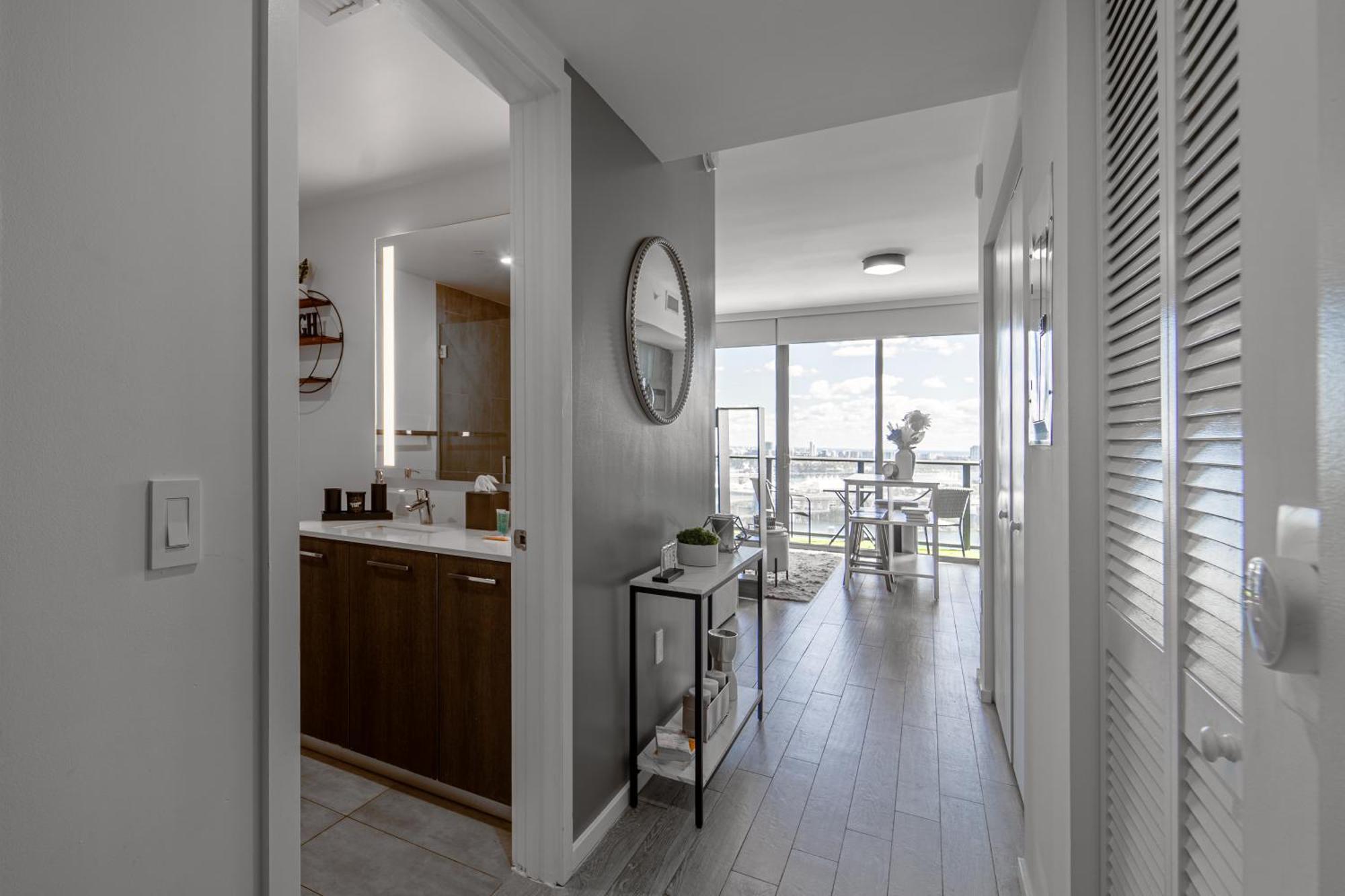 Appartement Tr 2 Bedroom, 1 Bedroom, And With Balconies