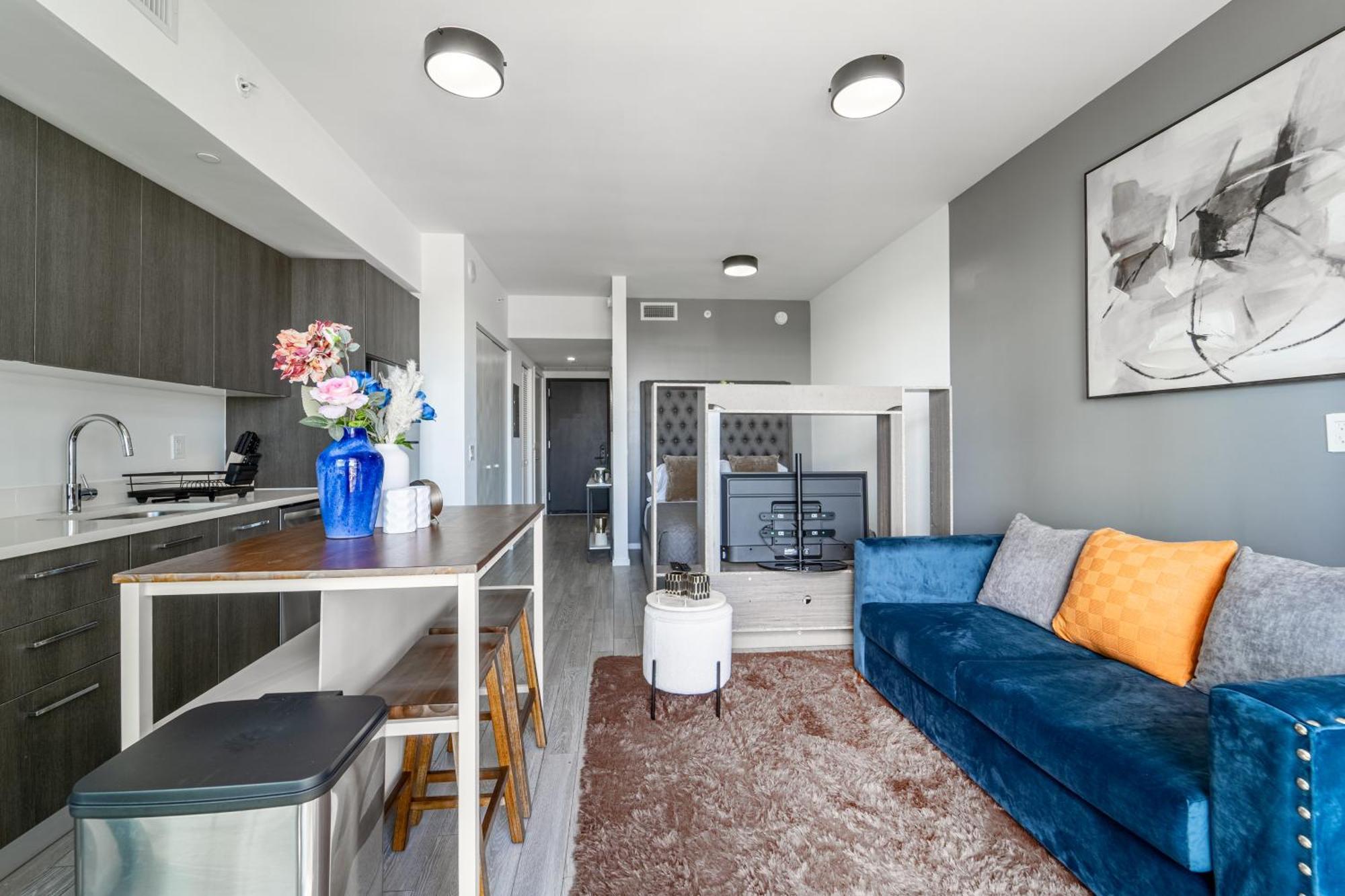 Tr 2 Bedroom, 1 Bedroom, And With Balconies Appartement
