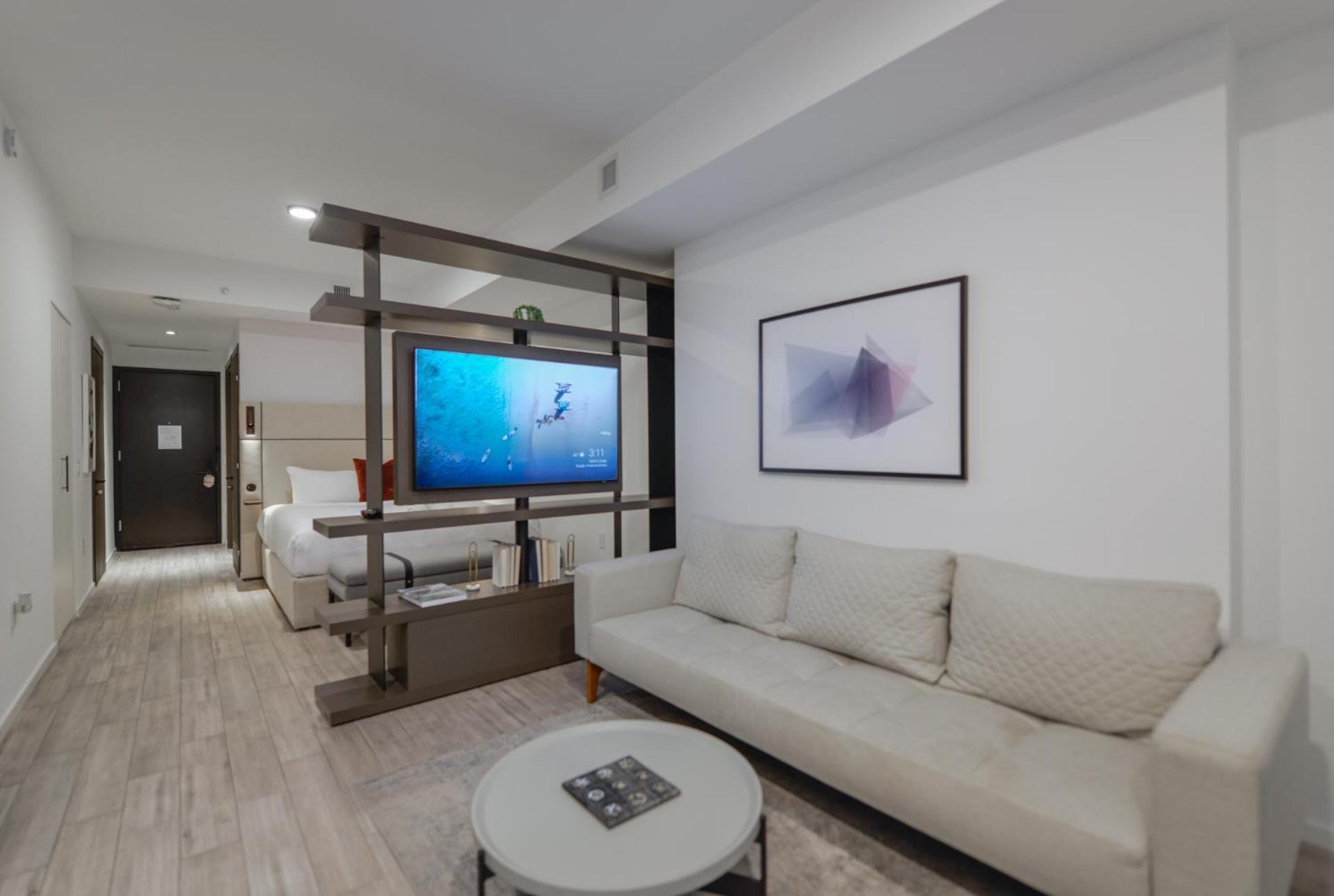 Exclusive Oasis: Charming Studio Near To Bayfront Park Miami