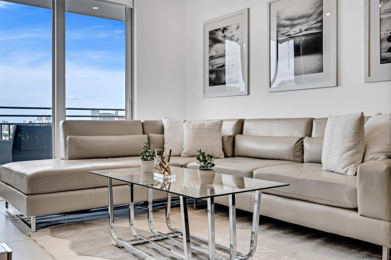 Apartment Chic 3 Bed Retreat Mins Brickell With Free Parking *