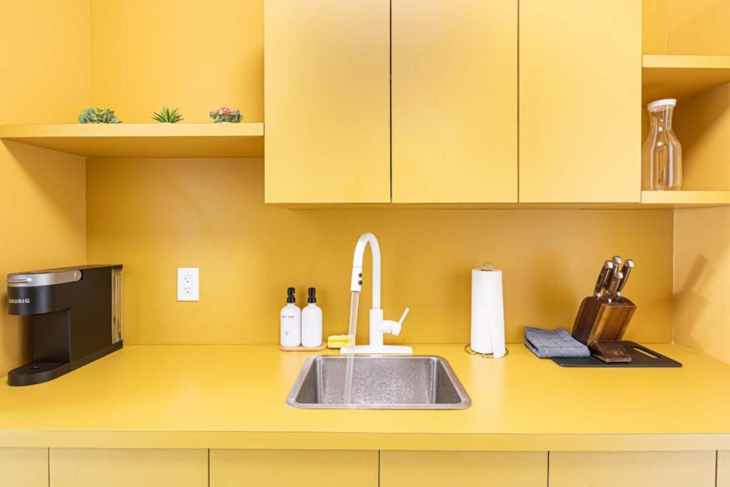 Stylish 2bed El Portal Apartment Miami