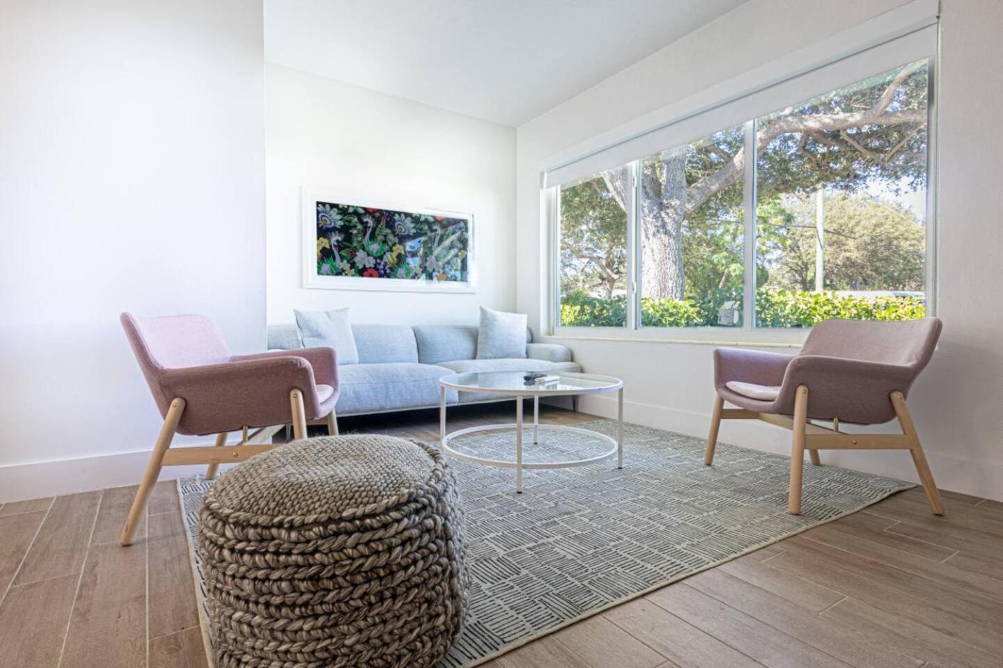 Stylish 2bed El Portal Miami