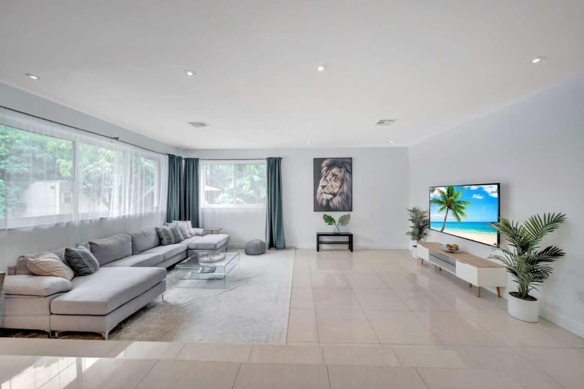 Villa Luxury 7br Vizcaya Pool Sauna Gym Golf