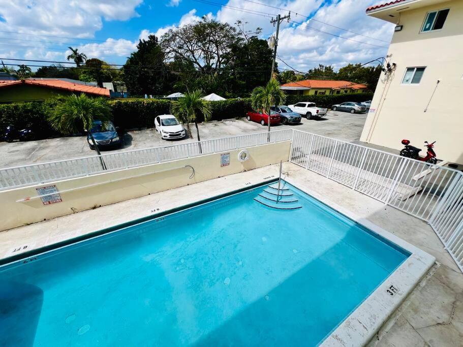 Cozy Coral Gables Apartment. Apartment *