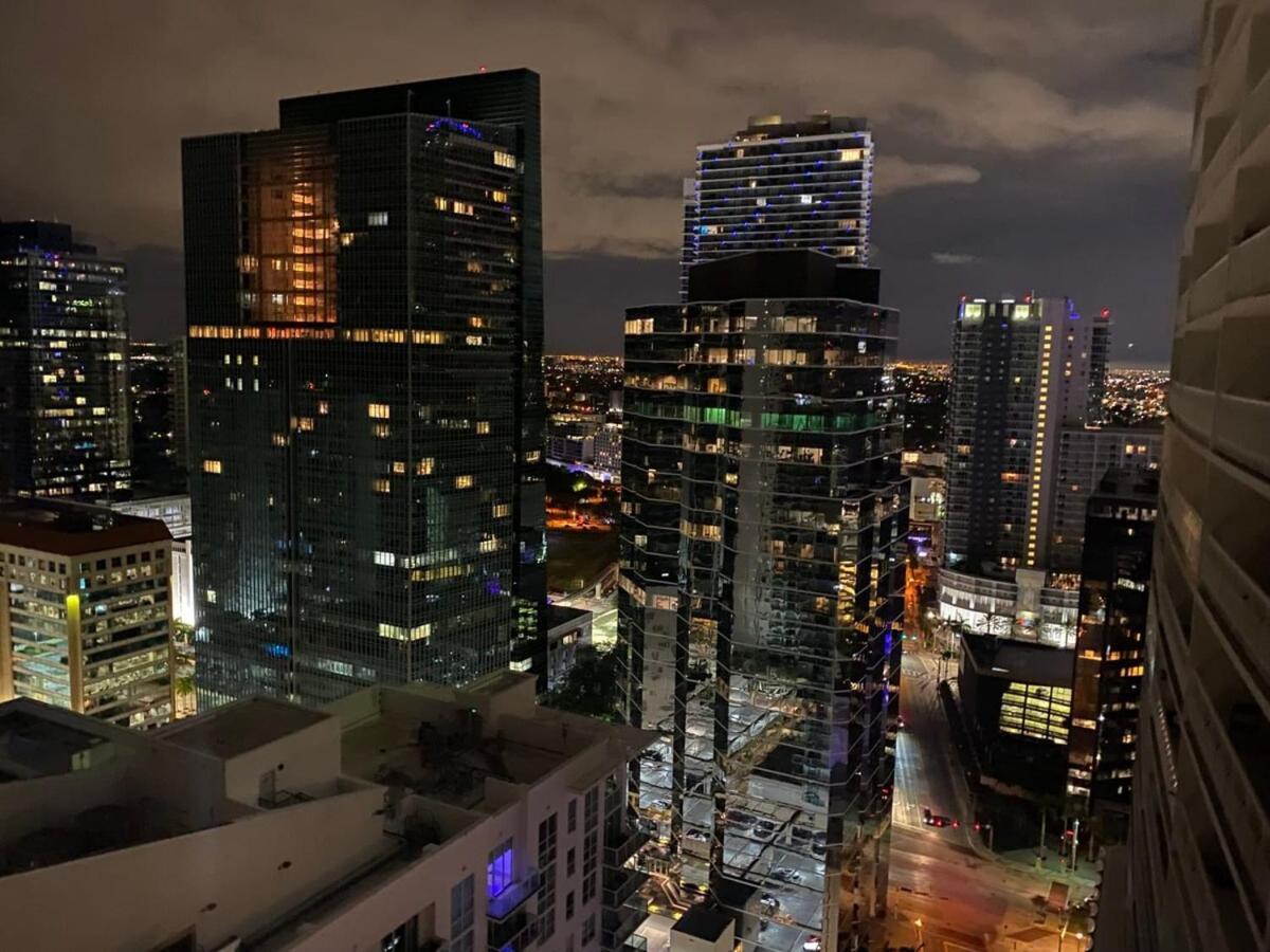 Bnb Hyperion - Luxe 3b W City & Ocean Views Ferienhaus *