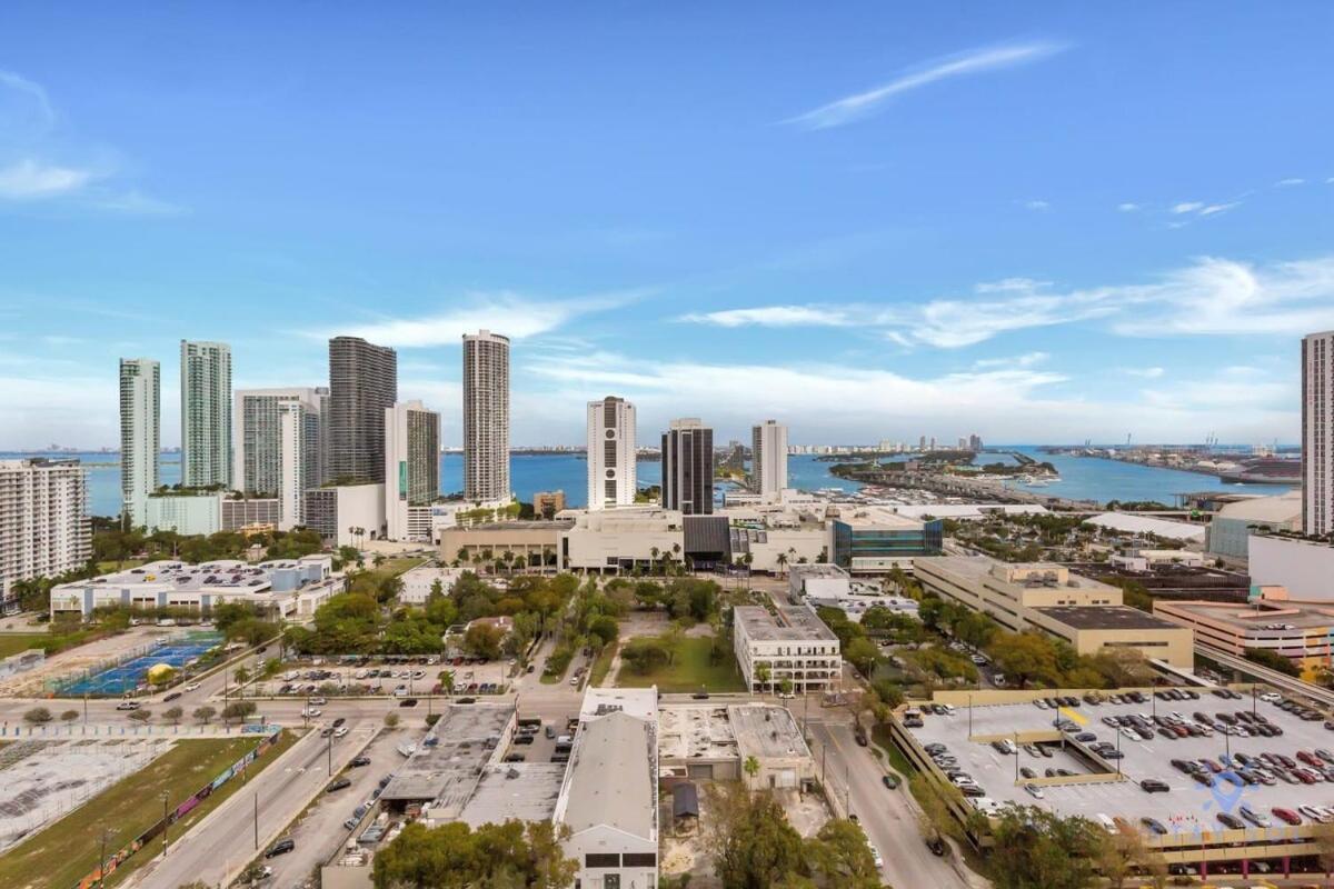 Apartment Modern Gem - View - Free Parking *