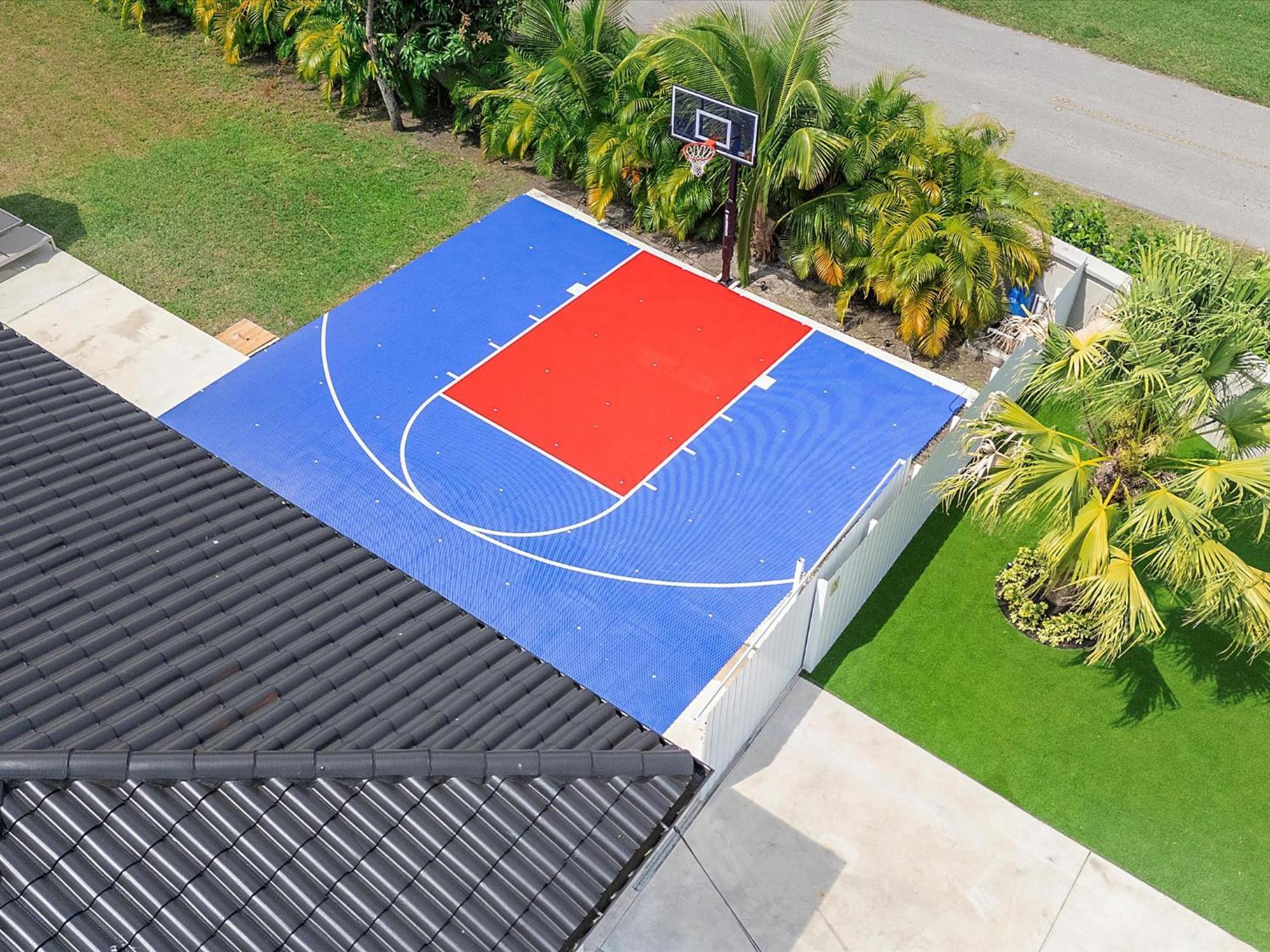 Art Pool Golf Volleyball