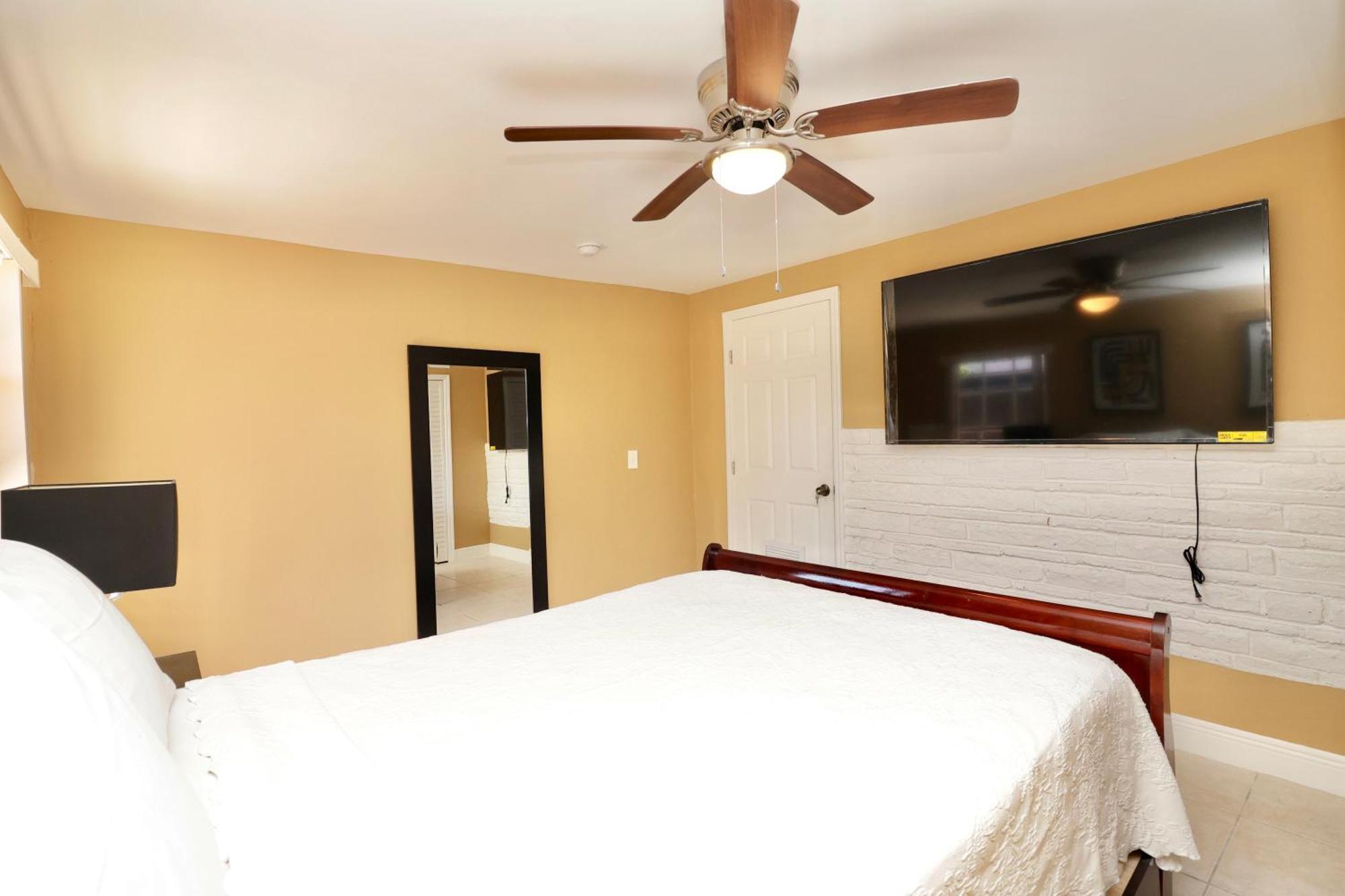 Retreat : 1br Haven Holiday home
