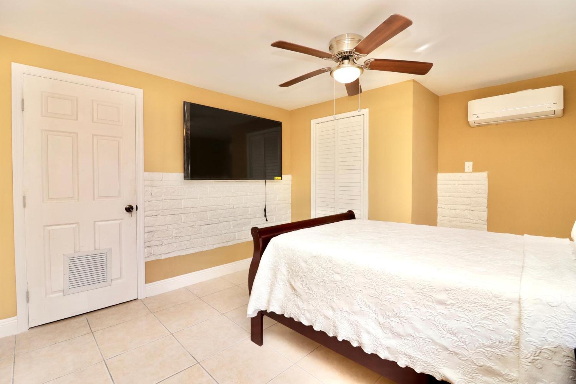 Retreat : 1br Haven Miami