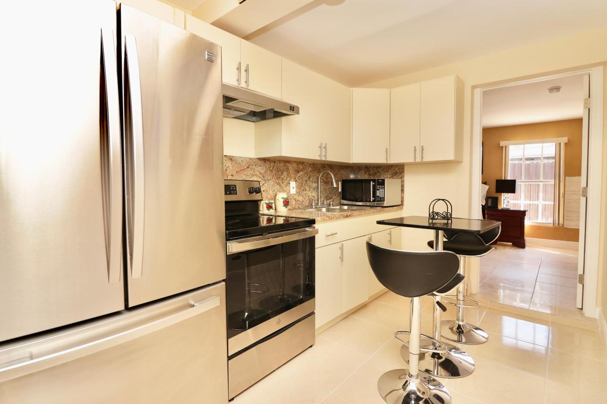 Retreat : 1br Haven Holiday home *