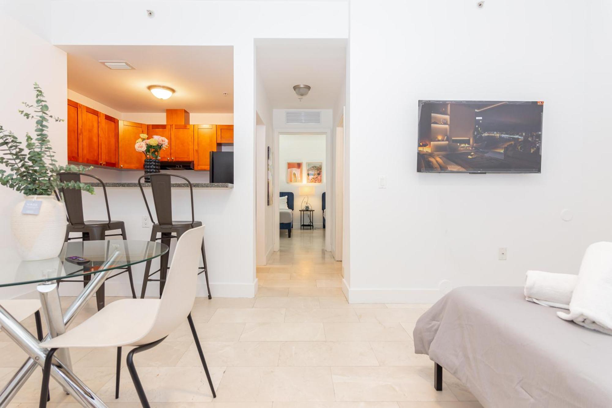 1 Bdrm - Heart Of Downtown - 5 Min To Wynwood Apartment Miami