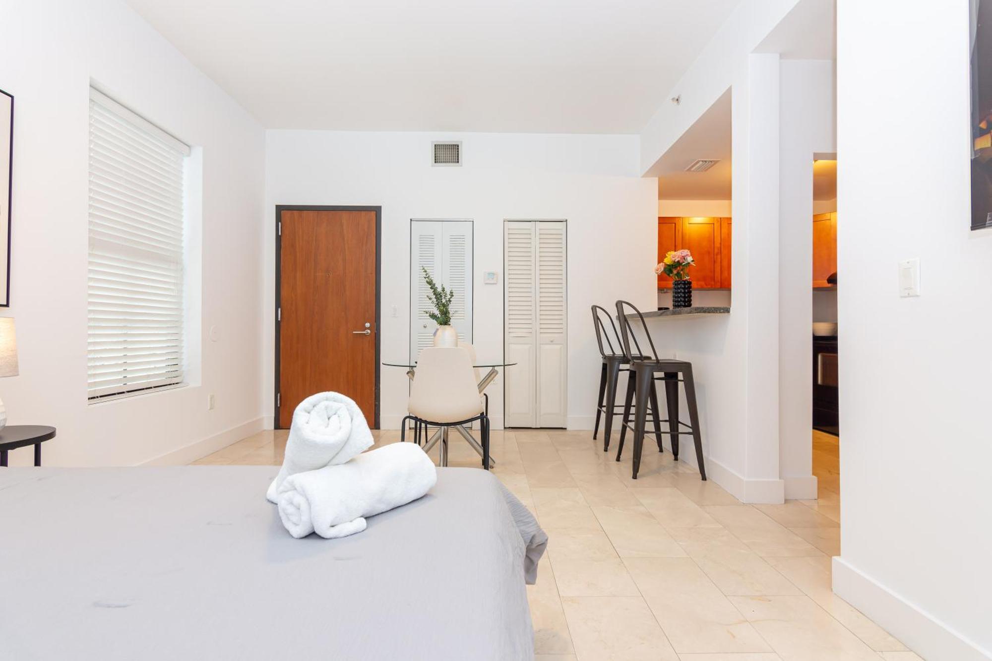 1 Bdrm - Heart Of Downtown - 5 Min To Wynwood Apartment Miami