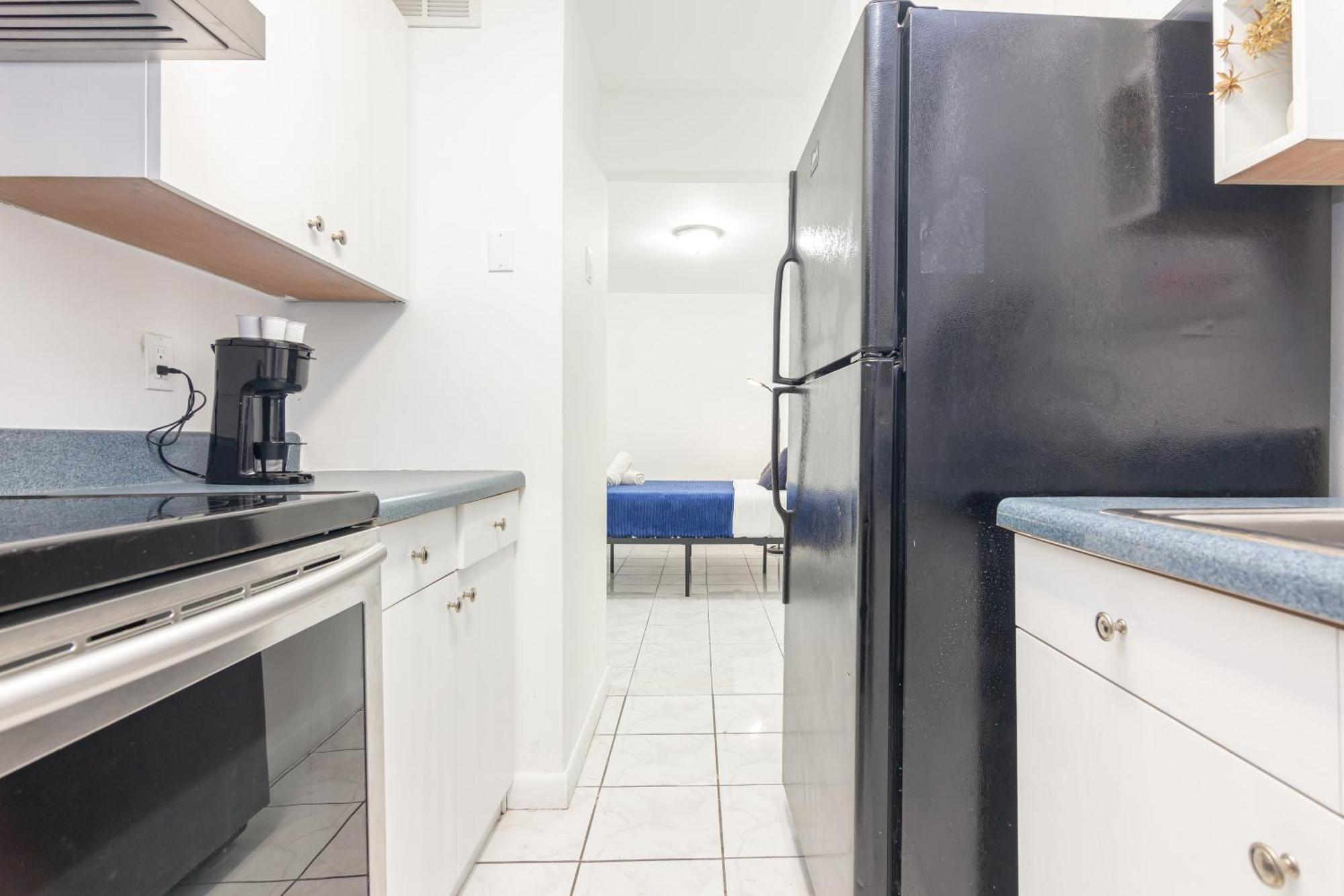 One Bedroom - With Parking & Balcony - Heart Of Wynwood Appartement *