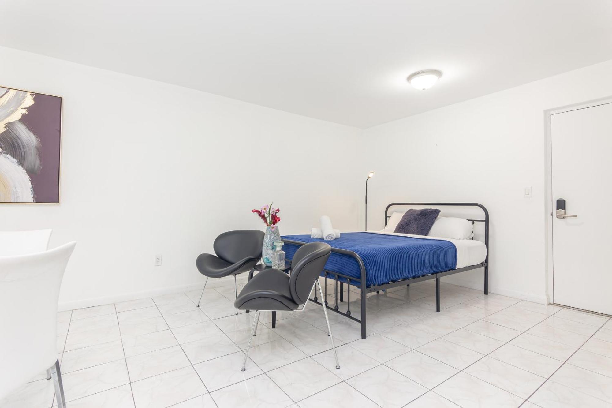One Bedroom - With Parking & Balcony - Heart Of Wynwood Appartement *