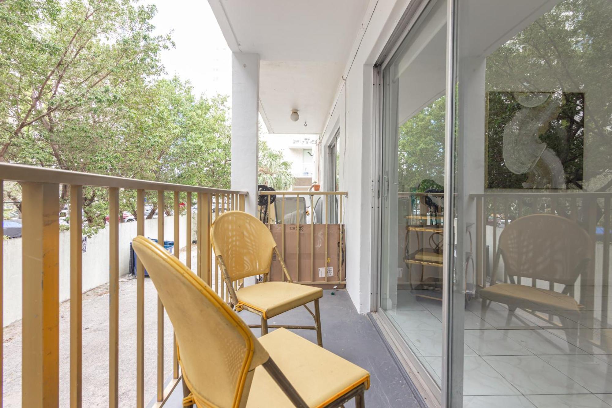 One Bedroom - With Parking & Balcony - Heart Of Wynwood Appartement *