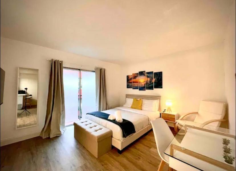 International Airport 1 Appartement *