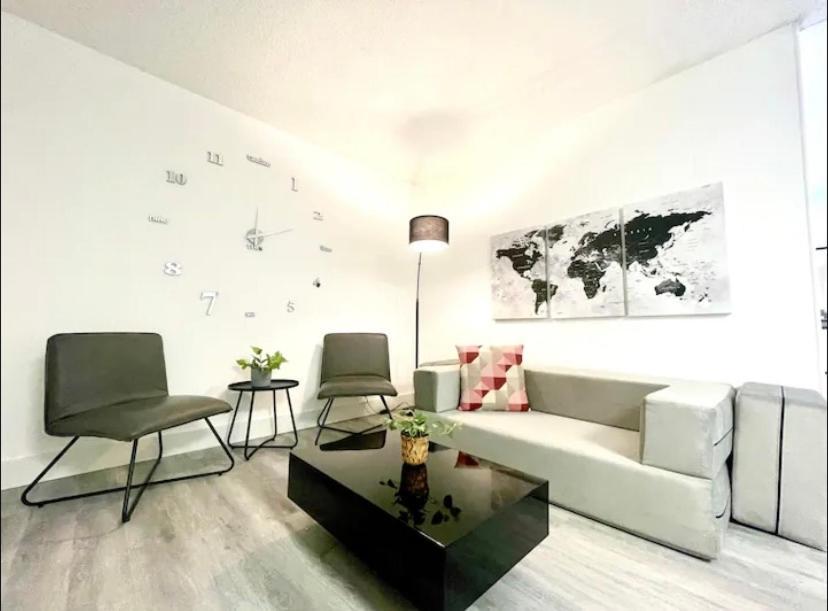 Appartement International Airport 1 *