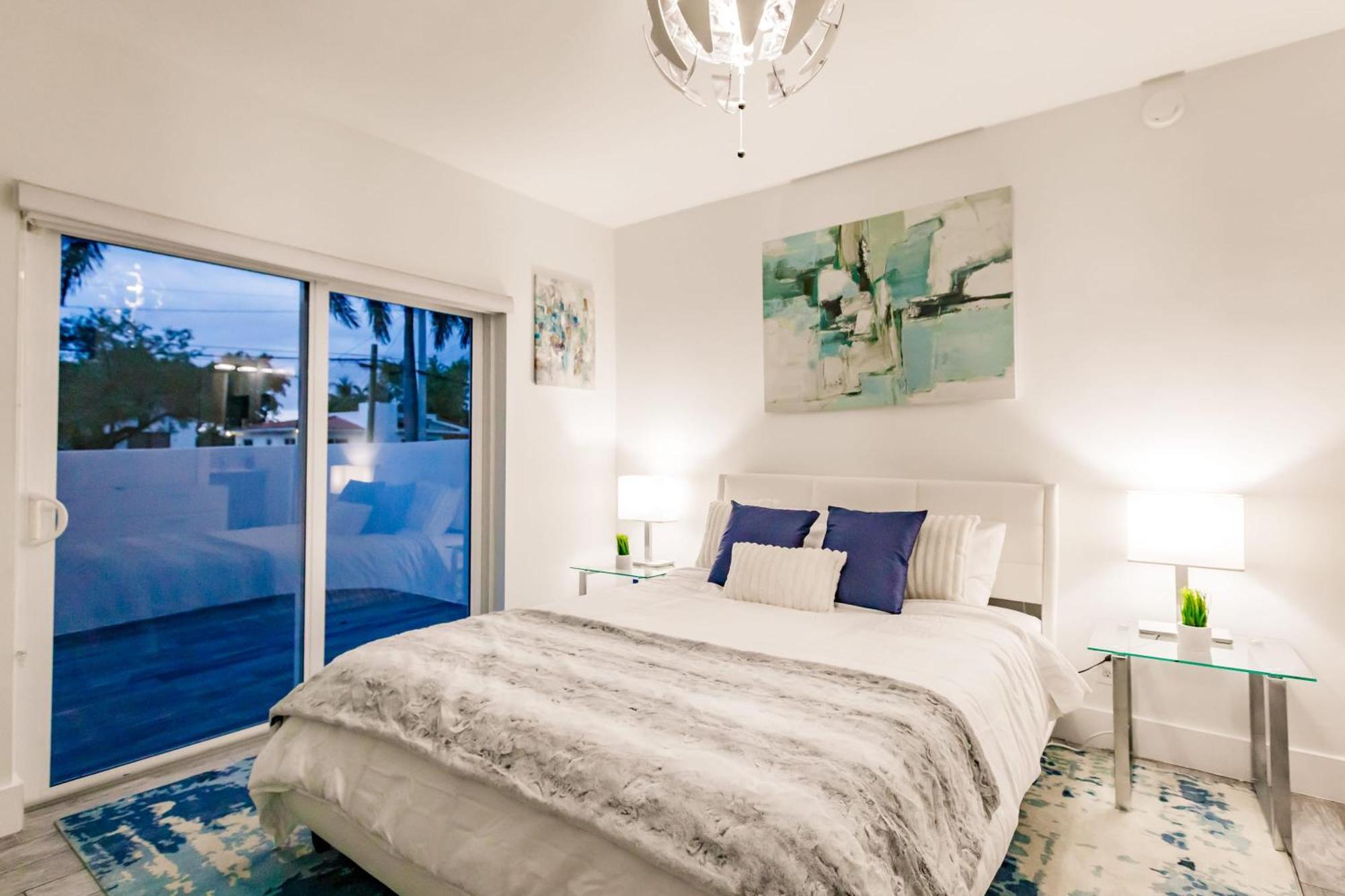 Hyperion - Luxurious 5b W Pool & Lounge