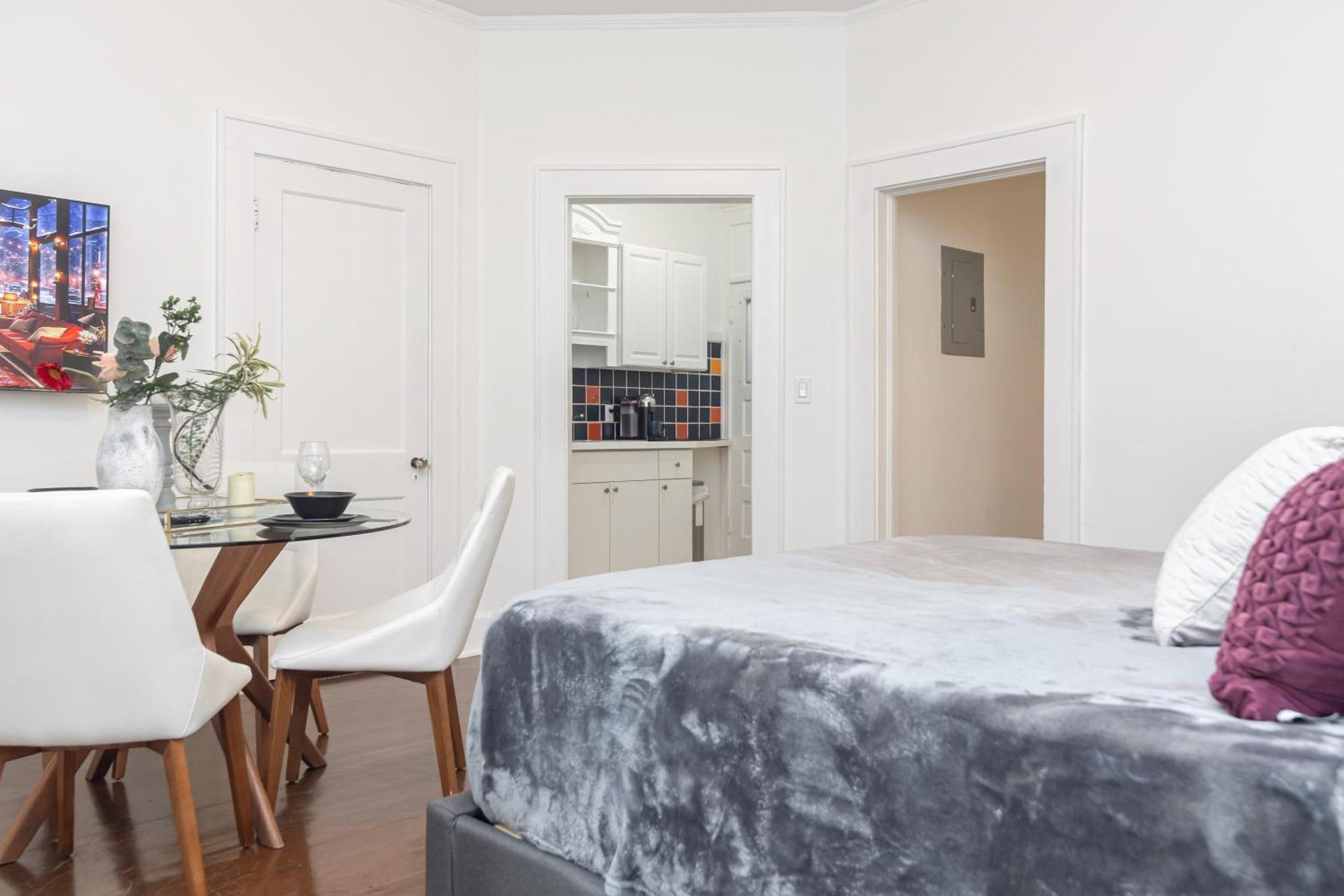 Two Bedroom Downtown - Heart Of Wynwood - Private Parking Apartment *