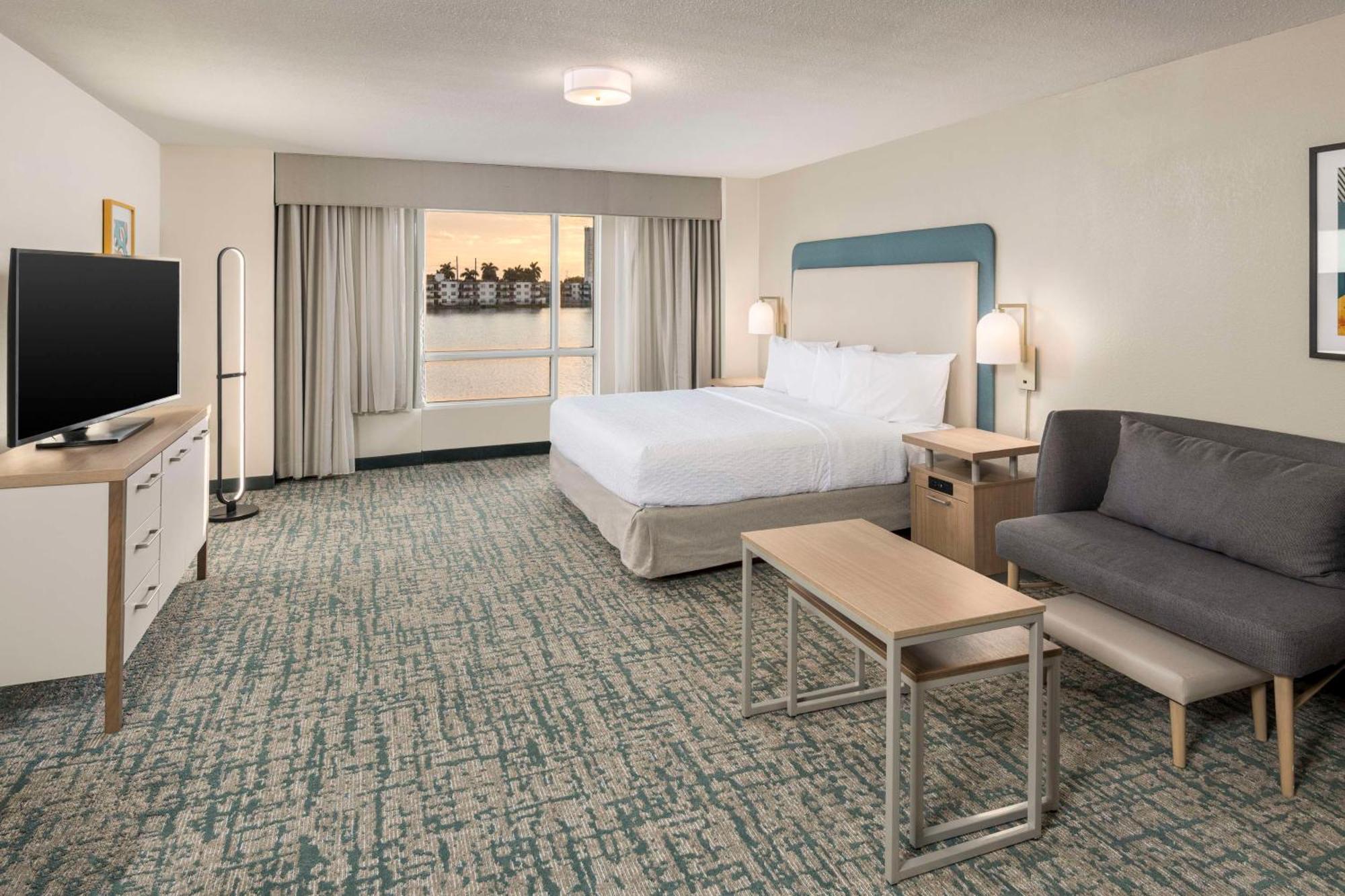 Homewood Airport/blue Lagoon 3* Miami