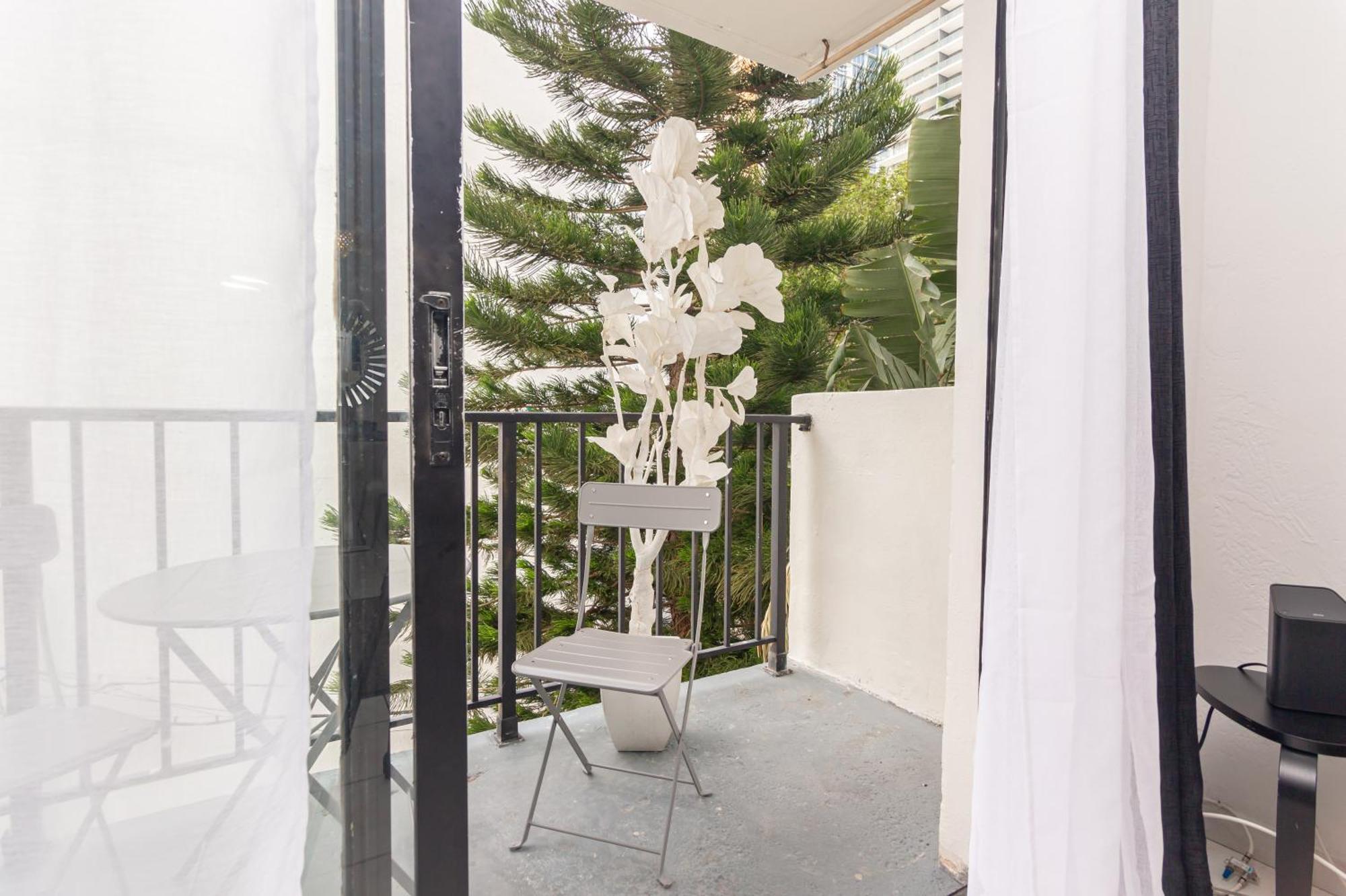 Apartment One Bedroom - With Parking & Balcony - Heart Of Wynwood