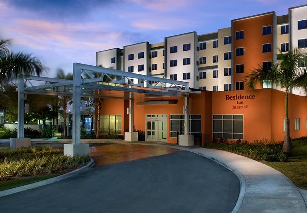 By Marriott Airport Hotel Miami