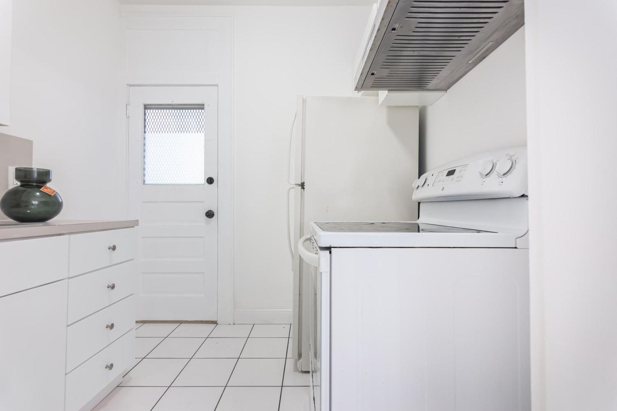 2-bdrm -heart Wynwood & Edgewater- Private Parking Appartement