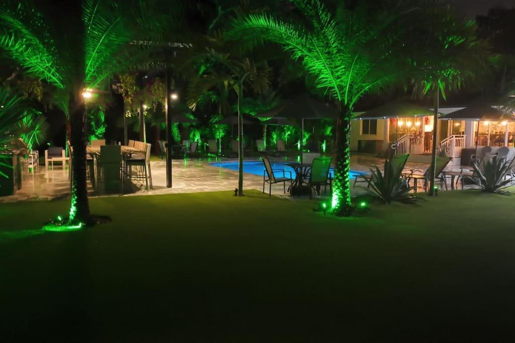 Villa With Outdoor Sauna, Outdoor Bar And Pergola With Games Miami
