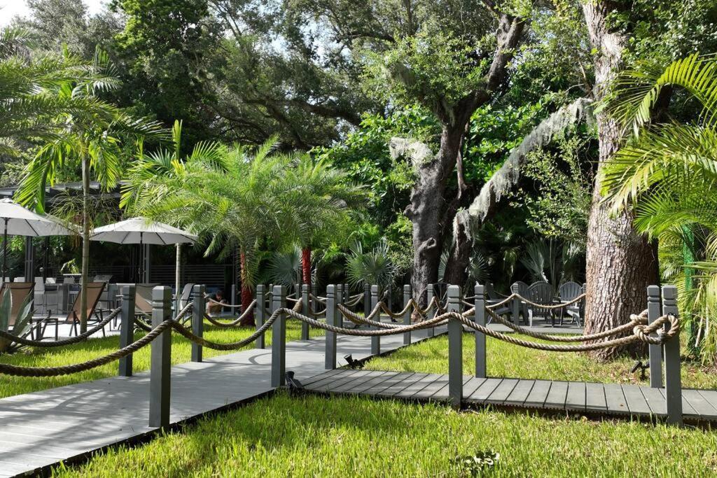 With Outdoor Sauna, Outdoor Bar And Pergola With Games Miami