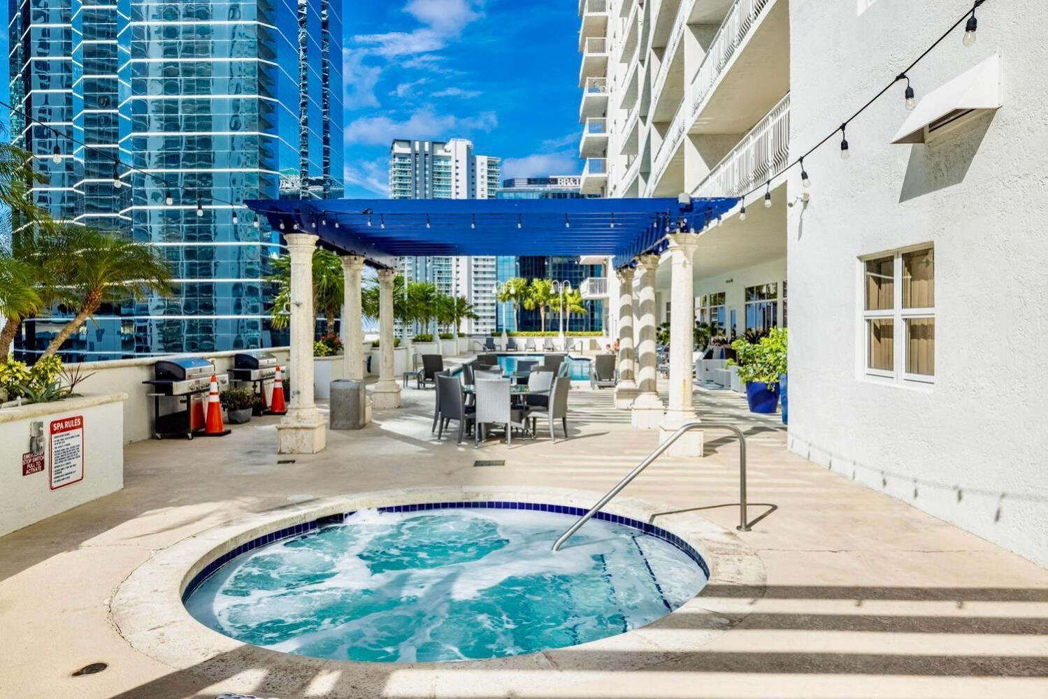 Apartment Brickell Unit, Amazing View, Balcony, Pool, 1 Free Parking Miami