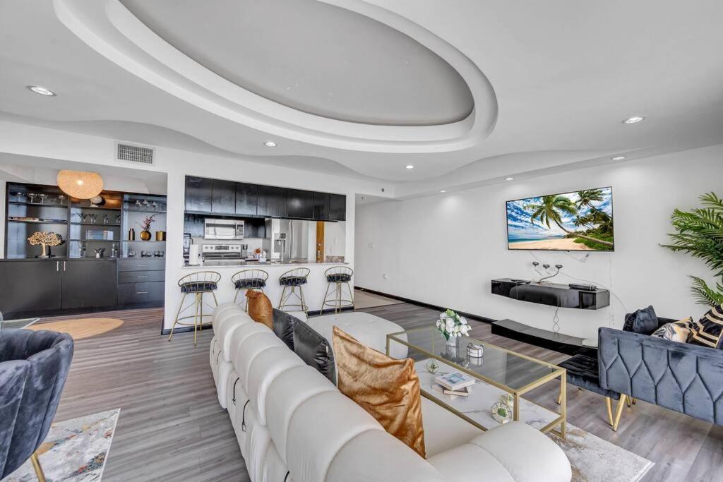 Apartment New Stunning 2br Brickell Condo-free Parking Miami